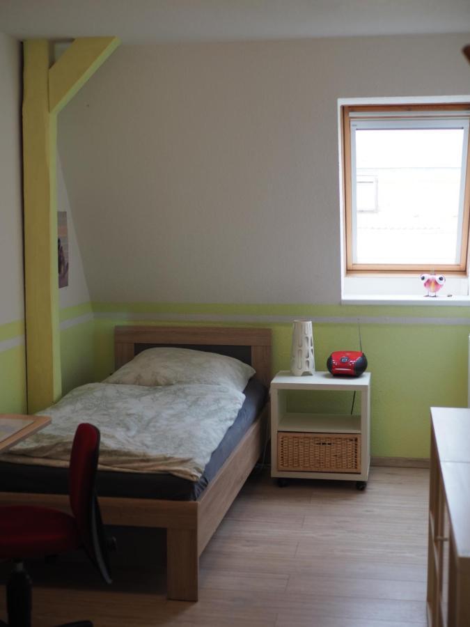 Jarmen Ferienwohnung Екстер'єр фото
